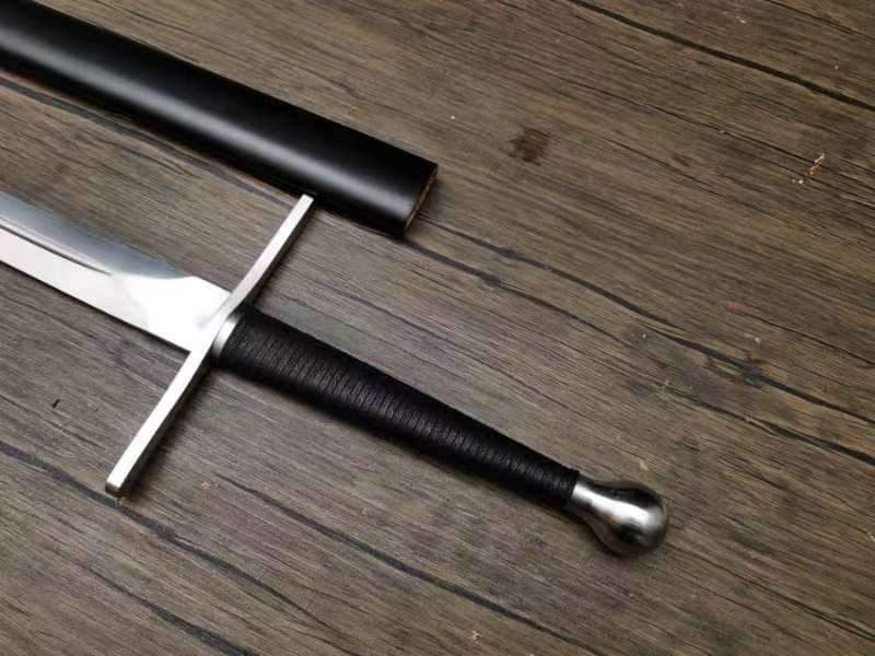 Hand and a Half Sword - sx105v