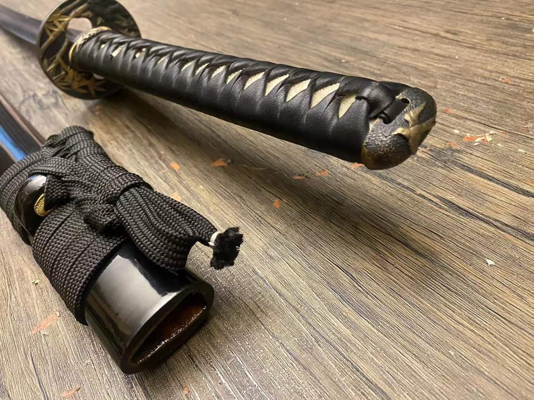 Katana - Black Bamboo - functional damascus