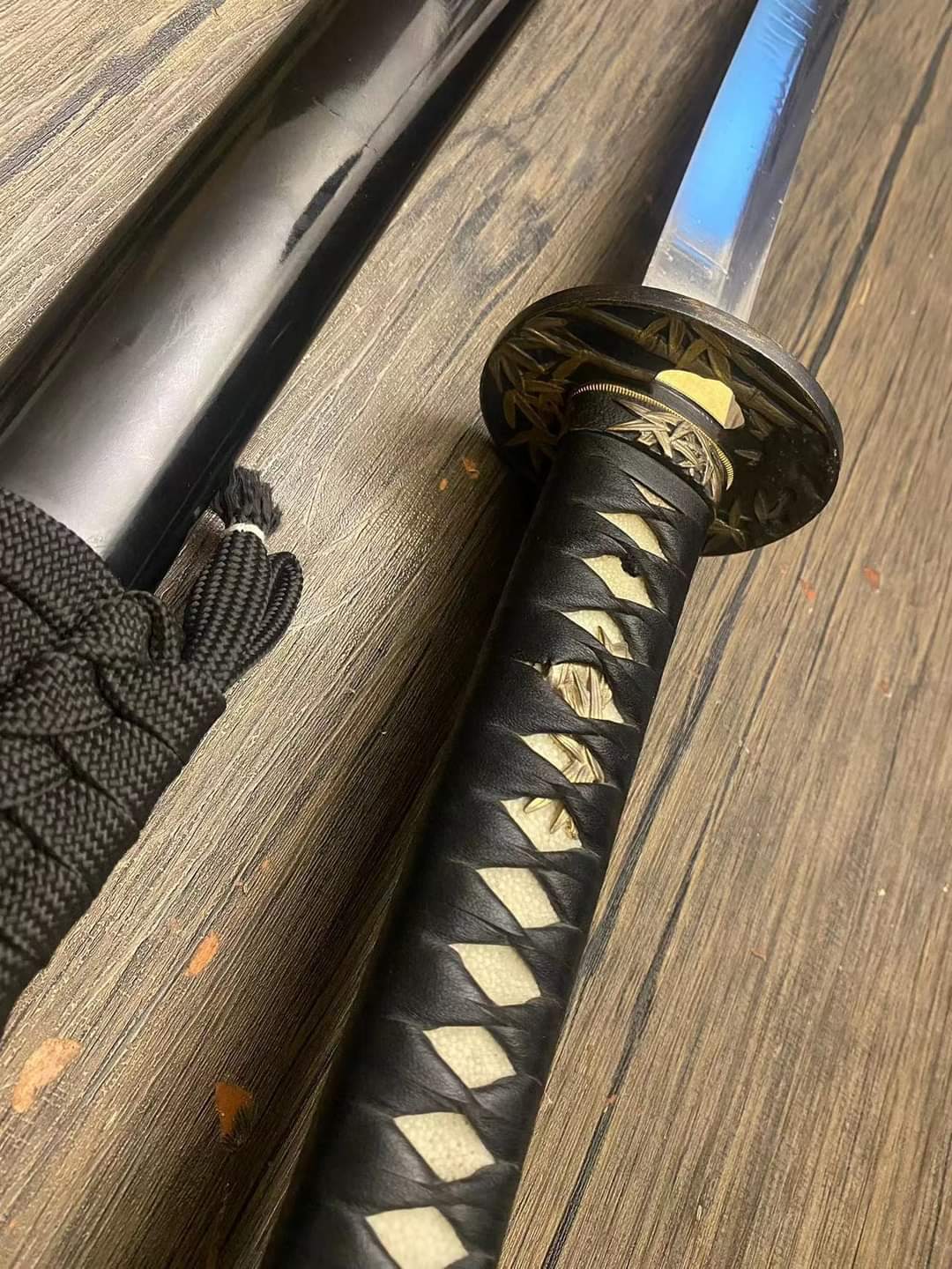 Katana - Black Bamboo - functional damascus