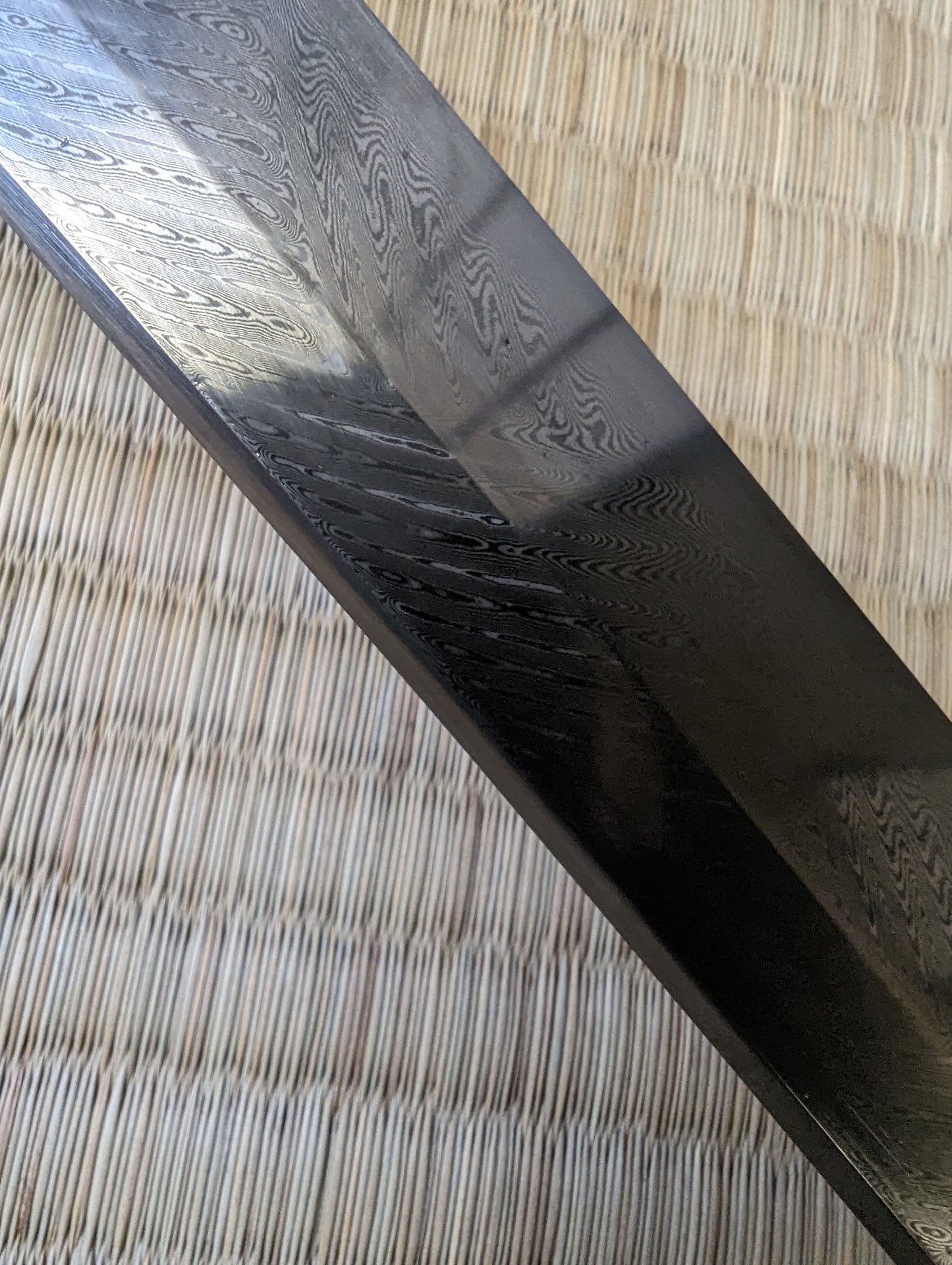 Katana - Stalking Tiger - Sanmai Functional Damascus - hand lacquered saya