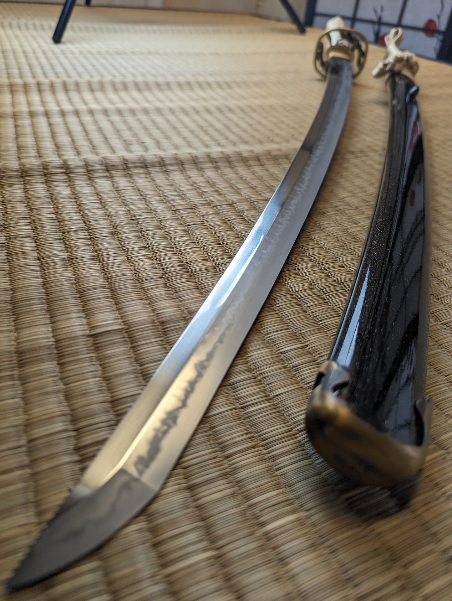 Katana with kogatana & kogai - Gold Dragonfly - sx105v choji hamon