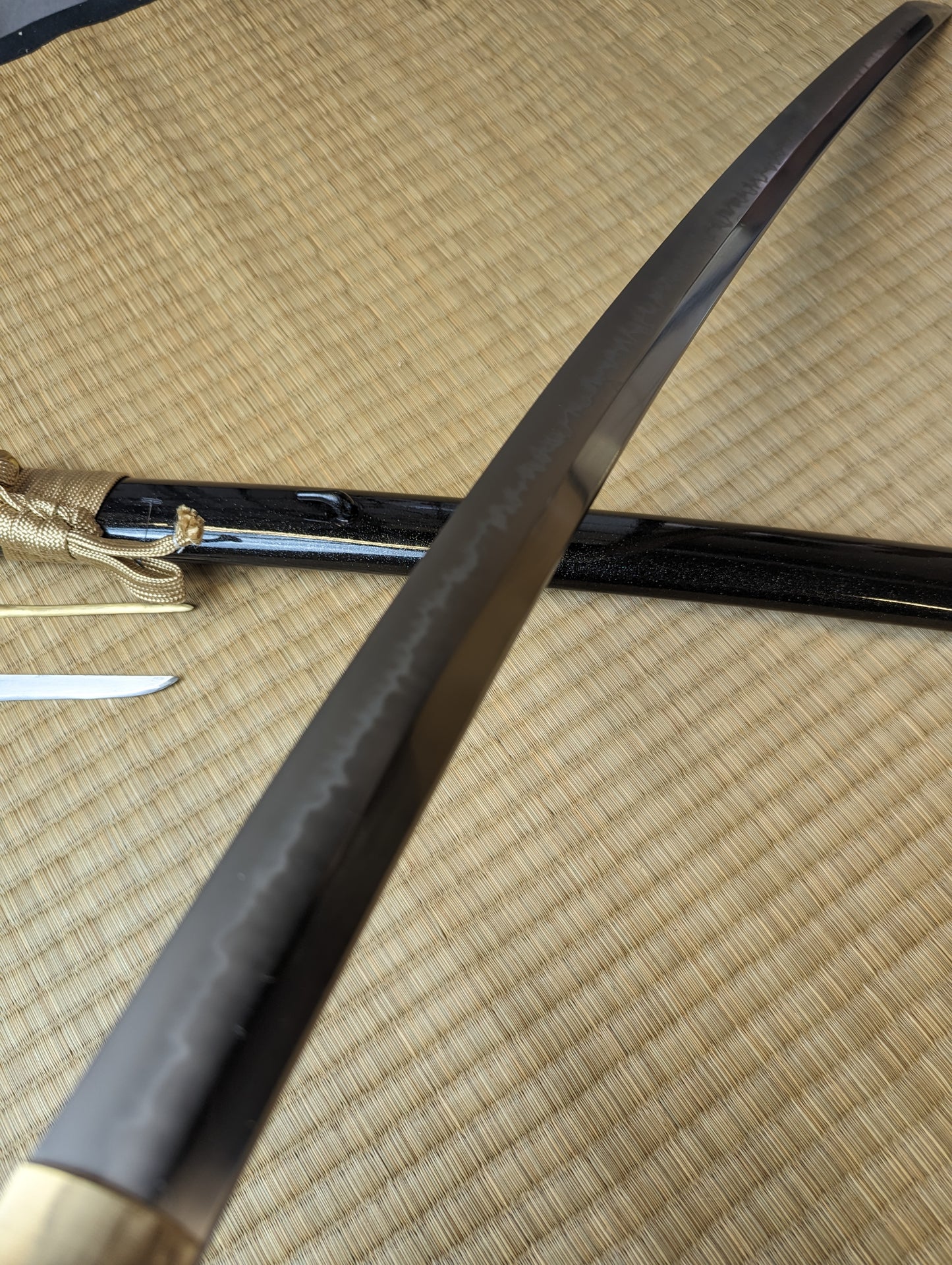 Katana with kogatana & kogai - Gold Dragonfly - sx105v choji hamon