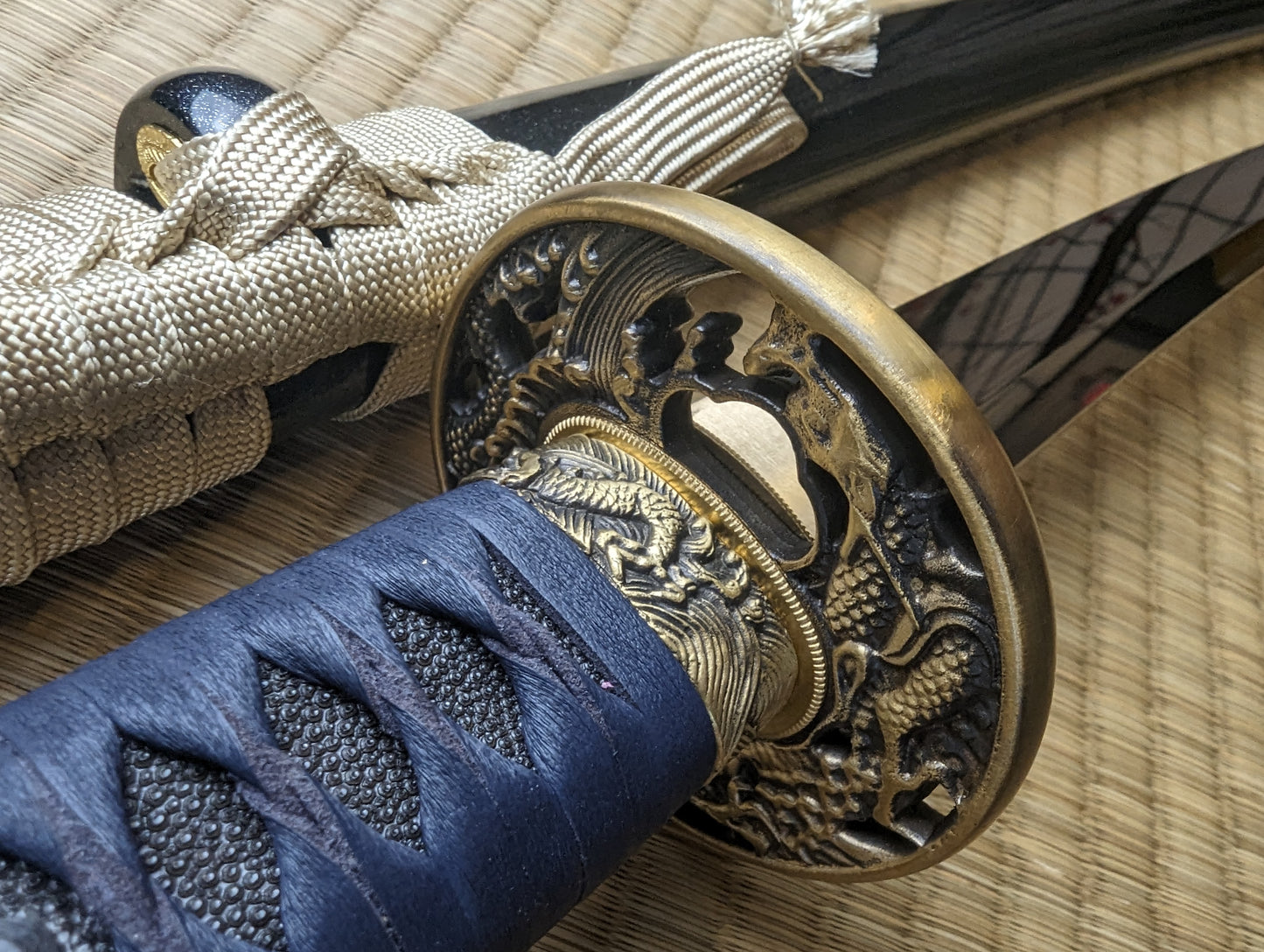 Katana - Surging Dragon (blue, long tsuka) - s5 shock steel