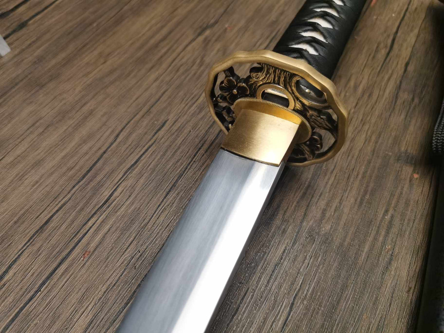 Katana - Onyx Cherry - budget sx105v