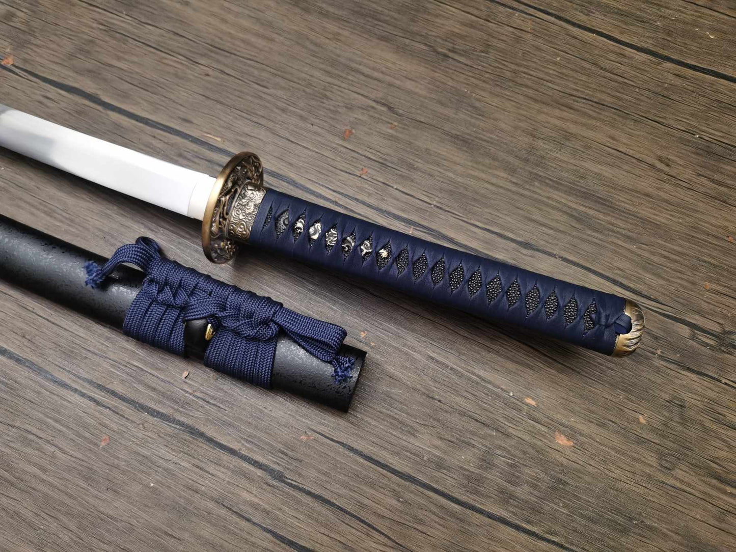 Katana - Dragon Sakura -Budget sx105v